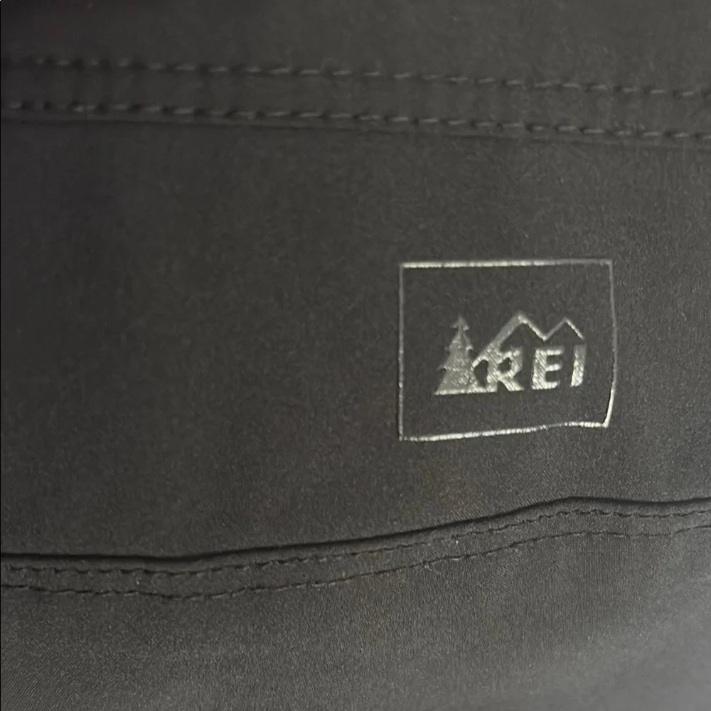 REI Black Straight Leg Athleisure Pants - Size 16 - Picture 3 of 8